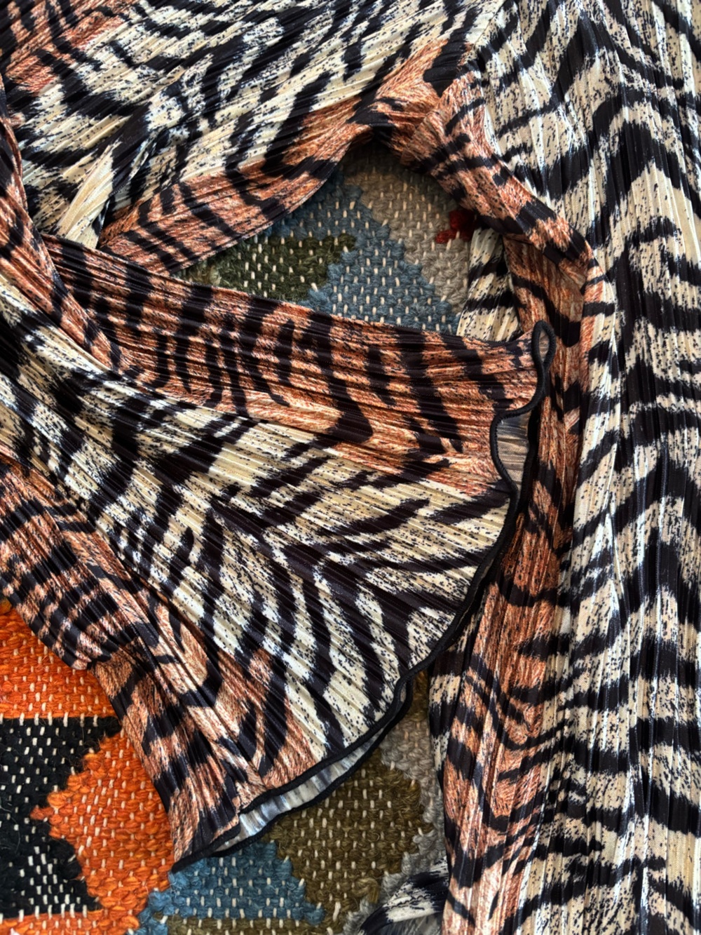 Dressed in LALA Pleated Plissé Set in Go Get ‘Em Tiger Print - Picture 7 of 12